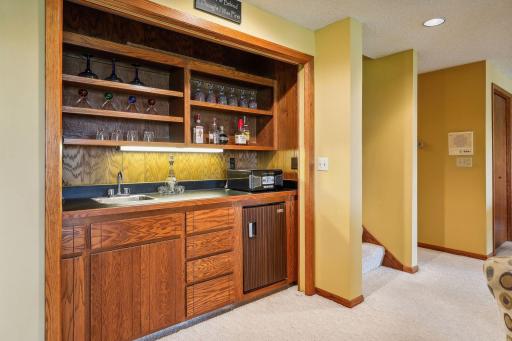 6520 Harbor Place NE, Prior Lake, MN 55372