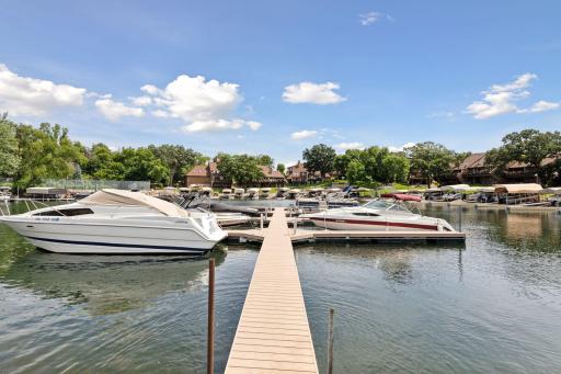 6520 Harbor Place NE, Prior Lake, MN 55372