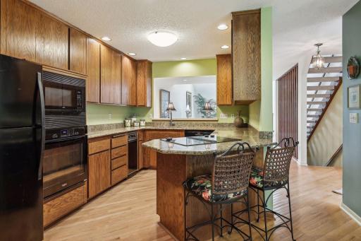 6520 Harbor Place NE, Prior Lake, MN 55372