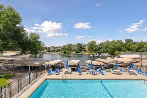 6520 Harbor Place NE, Prior Lake, MN 55372