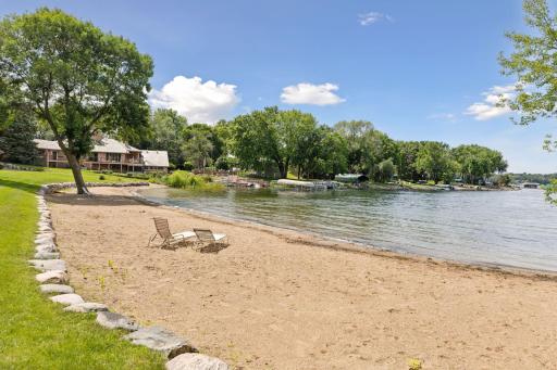6520 Harbor Place NE, Prior Lake, MN 55372