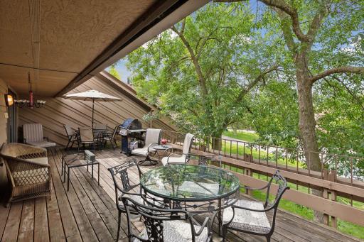 6520 Harbor Place NE, Prior Lake, MN 55372