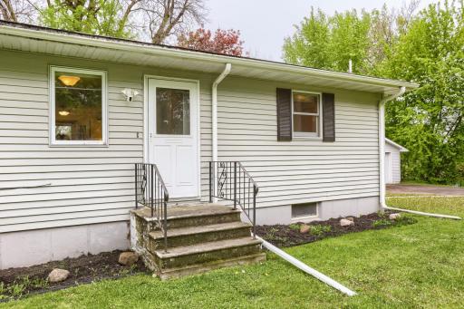 13545 Andrews Avenue - Print Quality - 002 - 02 Exterior Front.jpg