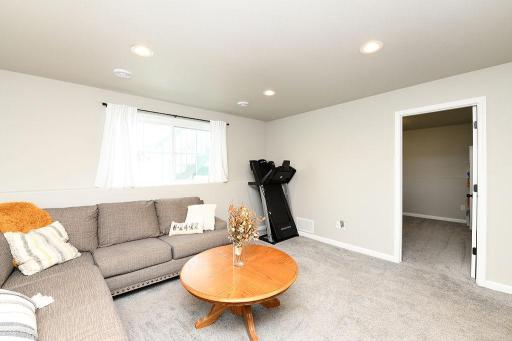 7345 23rd Street S, Fargo, ND 58104