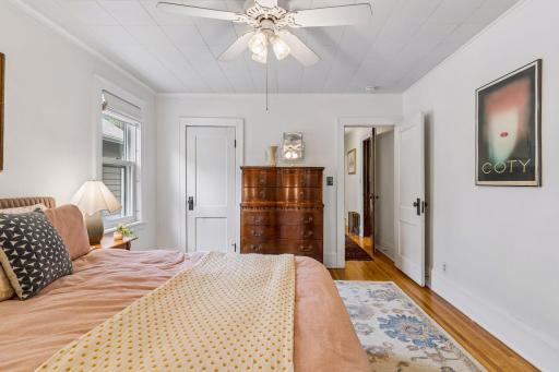 1601 Thomas Avenue, Saint Paul, MN 55104