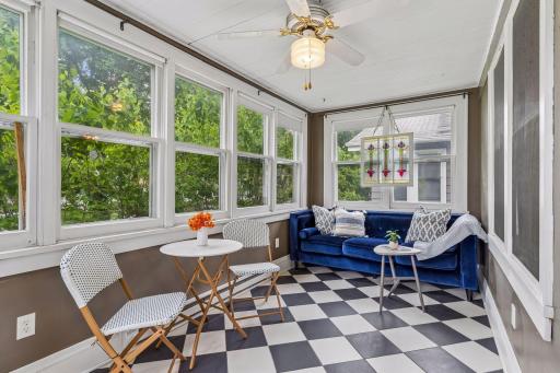 1601 Thomas Avenue, Saint Paul, MN 55104