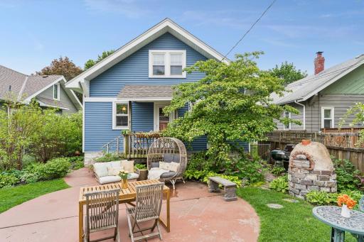 1601 Thomas Avenue, Saint Paul, MN 55104