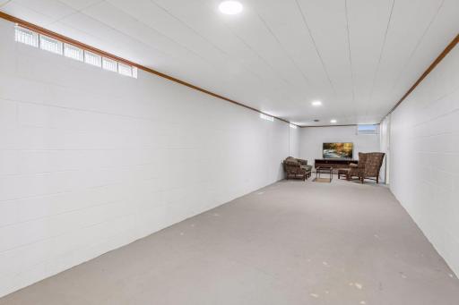8 Central Lane, Northfield, MN 55057
