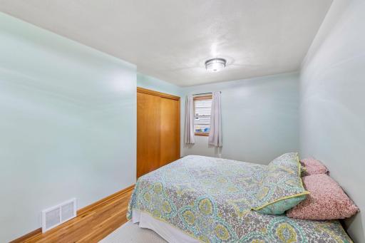 8 Central Lane, Northfield, MN 55057
