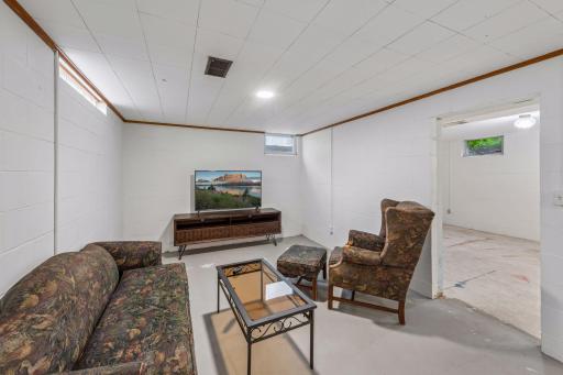 8 Central Lane, Northfield, MN 55057