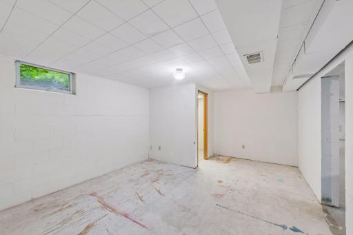 8 Central Lane, Northfield, MN 55057