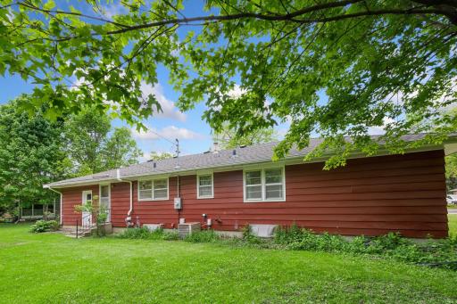 8 Central Lane, Northfield, MN 55057