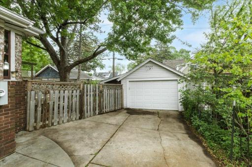 315 George Street W, Saint Paul, MN 55107