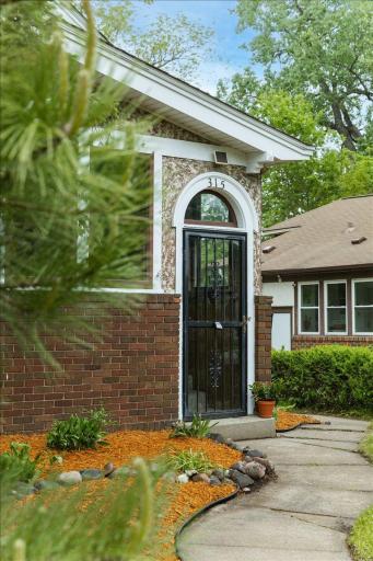 315 George Street W, Saint Paul, MN 55107