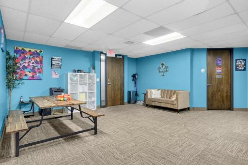 5701 Kentucky Avenue N, Minneapolis, MN 55428