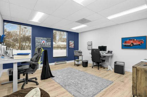 5701 Kentucky Avenue N, Minneapolis, MN 55428
