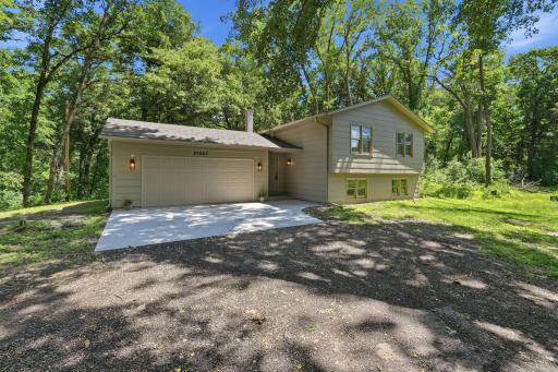 20663 Ulysses Street NW, Elk River, MN 55330