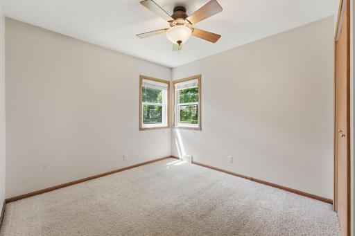 5225 Pennsylvania Avenue N, New Hope, MN 55428