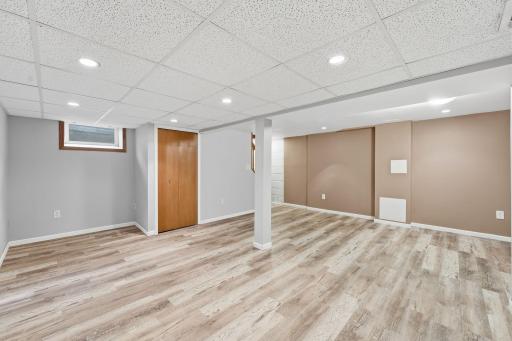 5225 Pennsylvania Avenue N, New Hope, MN 55428