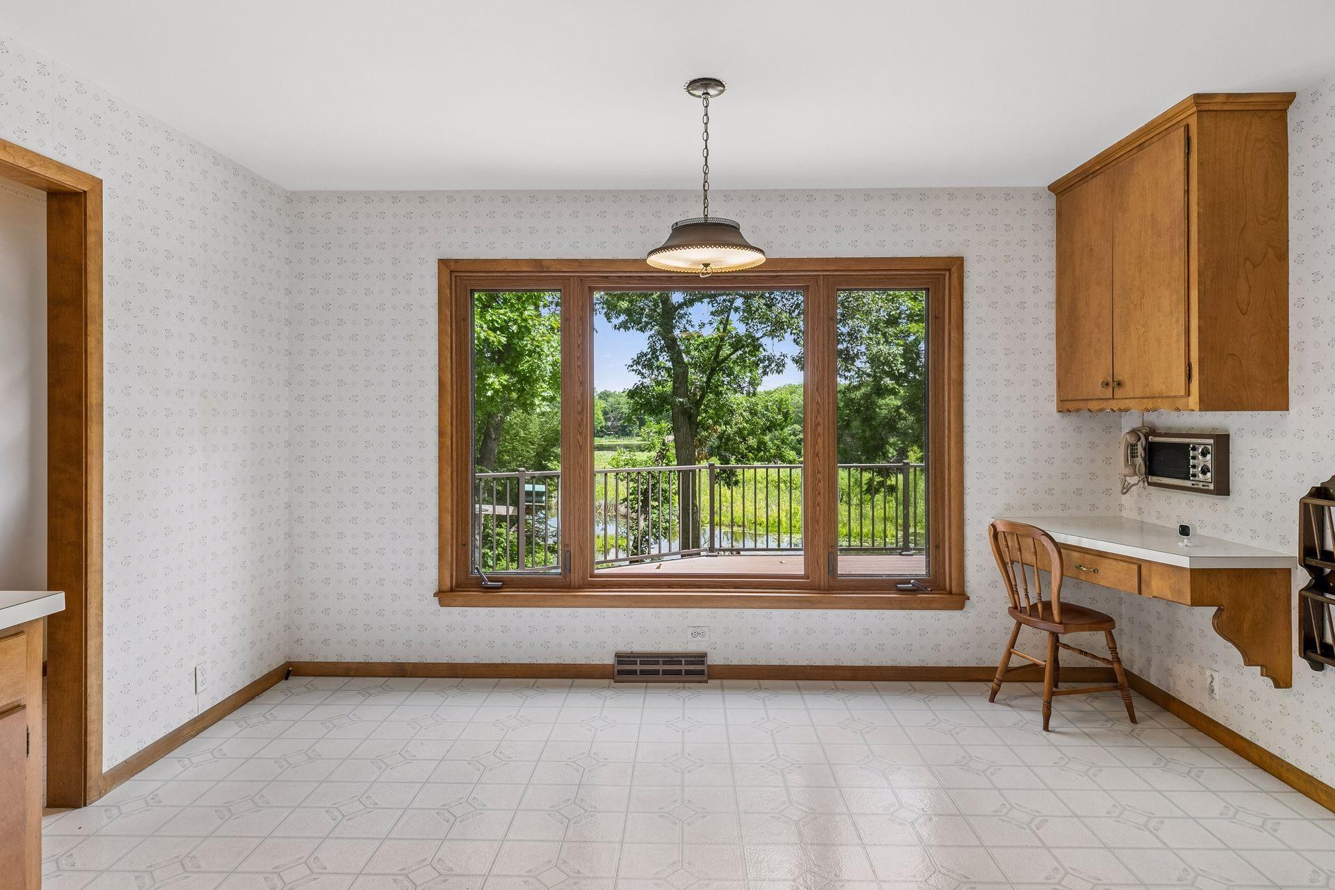 Main Level - Kitchen Dining Area