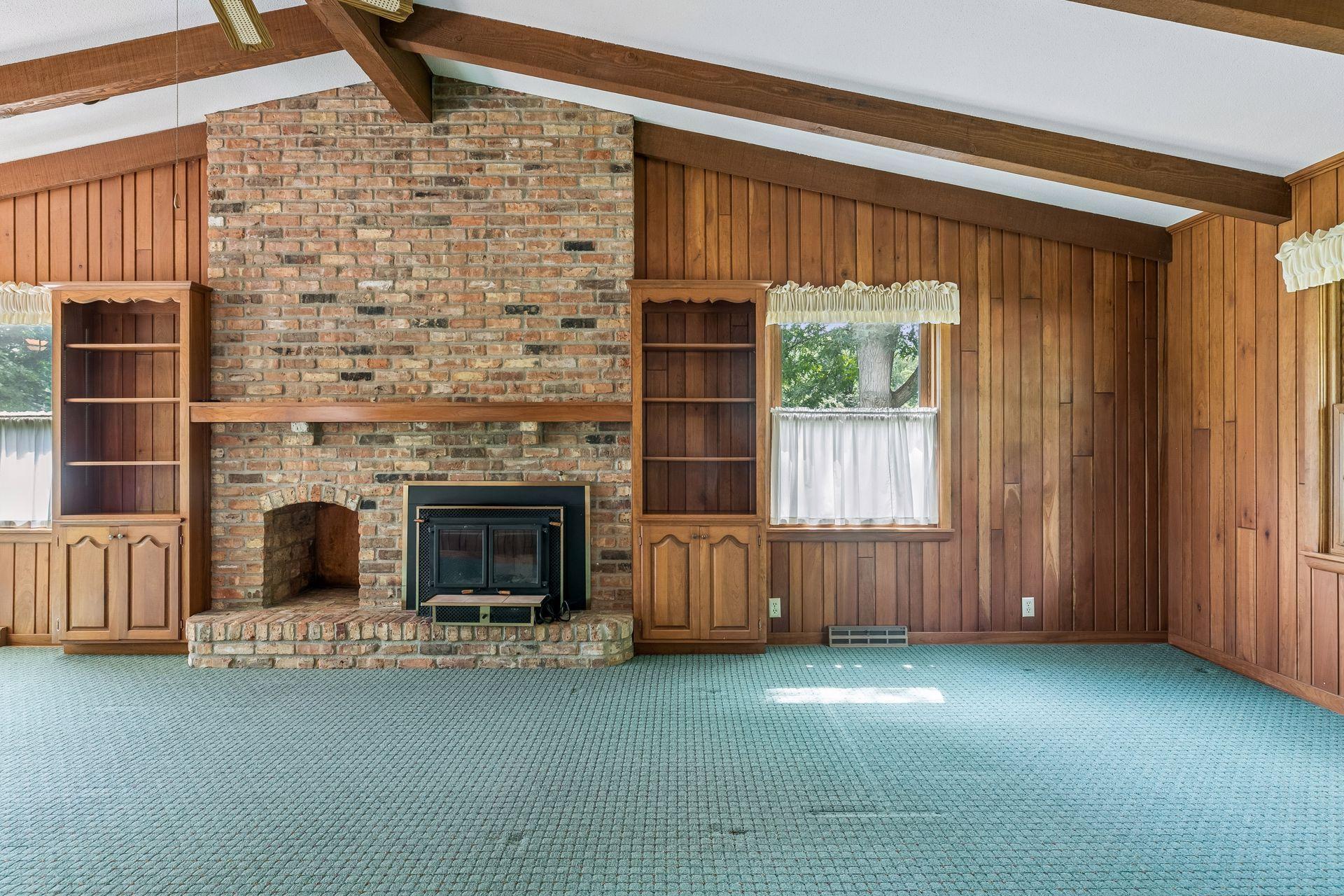 Main Level - Wood Burning / Insert