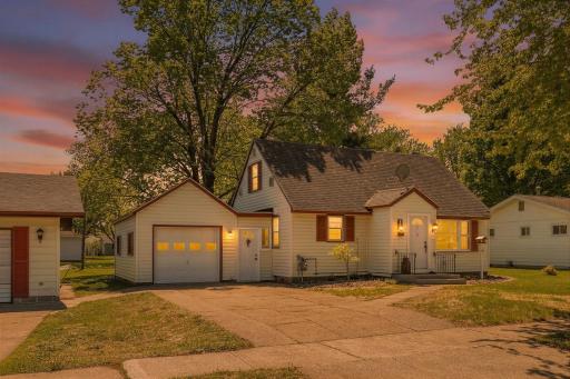 308 20th Avenue W, Menomonie, WI 54751