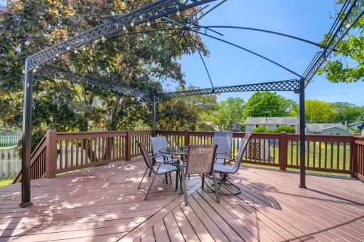 Incredible deck overlooking the backyard! This 20x20 deck is the perfect place to enjoy a BBQ with friends this summer!