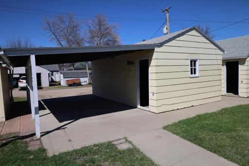 409 11th Street N, Breckenridge, MN 56520