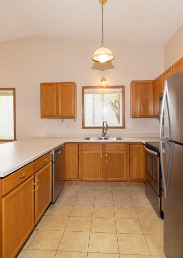 4780 10th Avenue S, Fargo, ND 58103