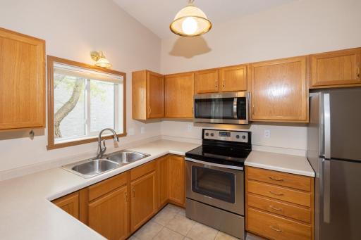 4780 10th Avenue S, Fargo, ND 58103
