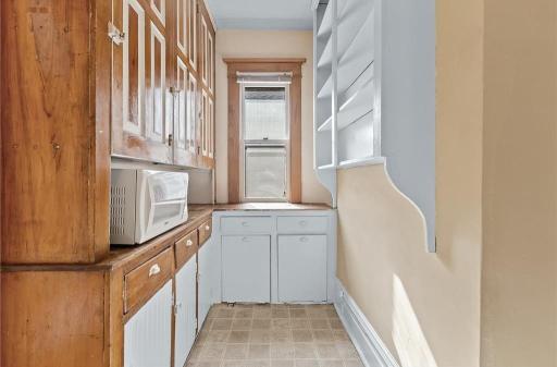 2209 Pleasant Avenue, Minneapolis, MN 55404