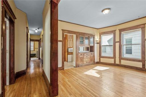 2209 Pleasant Avenue, Minneapolis, MN 55404