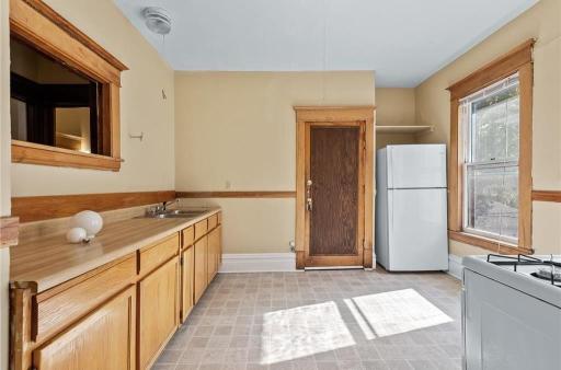 2209 Pleasant Avenue, Minneapolis, MN 55404