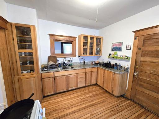 2209 Pleasant Avenue, Minneapolis, MN 55404