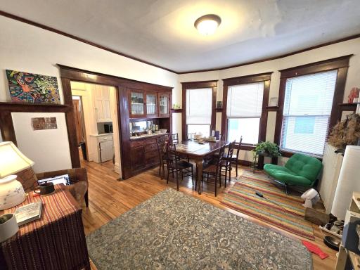 2209 Pleasant Avenue, Minneapolis, MN 55404