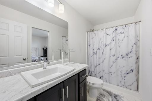 1571 67th Avenue S, Fargo, ND 58104