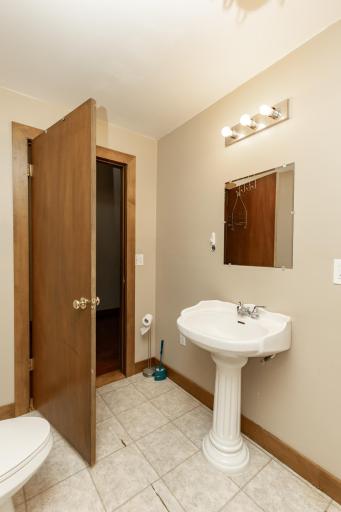7770 Highway 18, Wyndmere, ND 58081
