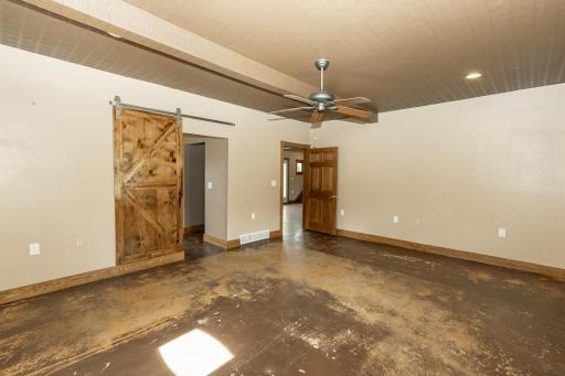 7770 Highway 18, Wyndmere, ND 58081