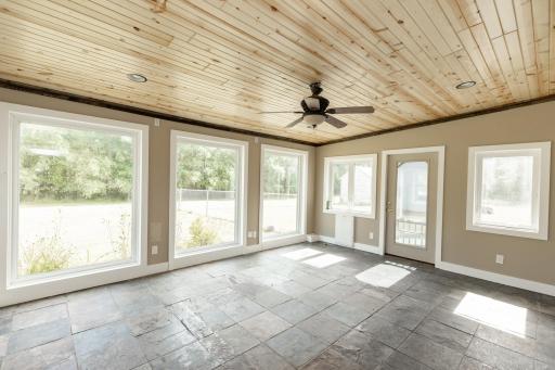 7770 Highway 18, Wyndmere, ND 58081
