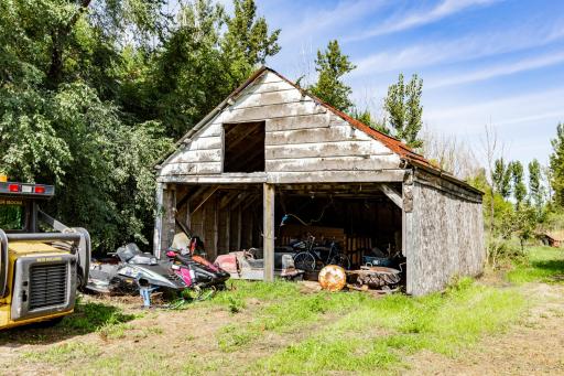 7770 Highway 18, Wyndmere, ND 58081