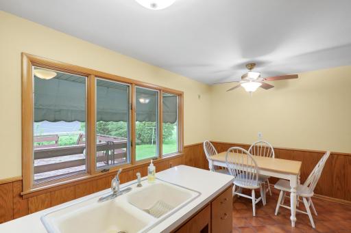 1044 Scott Street S, Shakopee, MN 55379
