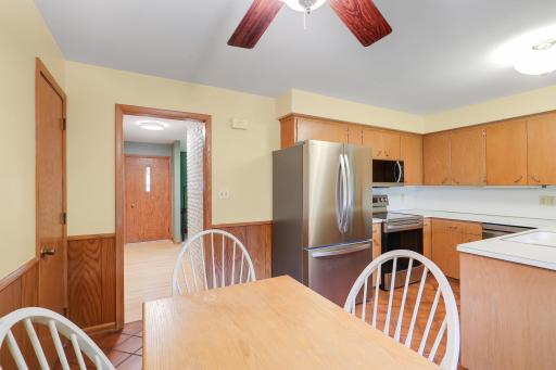 1044 Scott Street S, Shakopee, MN 55379