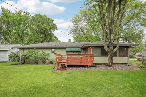 1044 Scott Street S, Shakopee, MN 55379
