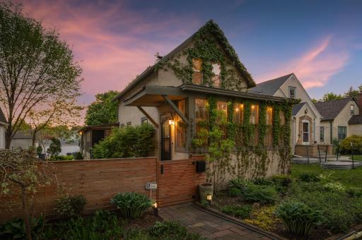 3647 Washburn Avenue N, Minneapolis, MN 55412