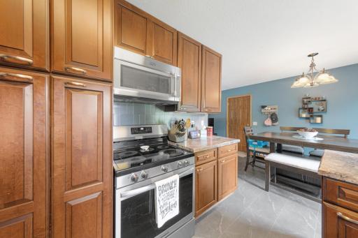 1724 Prairie Avenue SW, Faribault, MN 55021