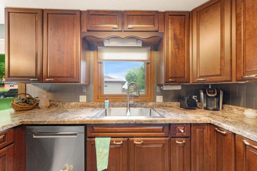 1724 Prairie Avenue SW, Faribault, MN 55021