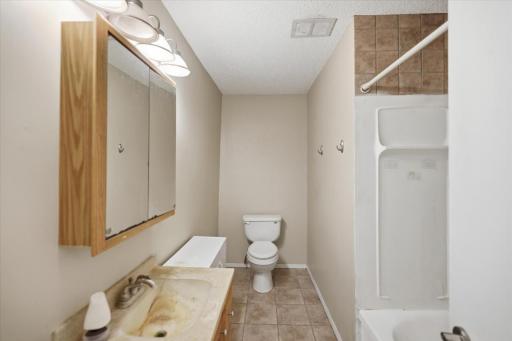 302 3rd Street W, Hastings, MN 55033