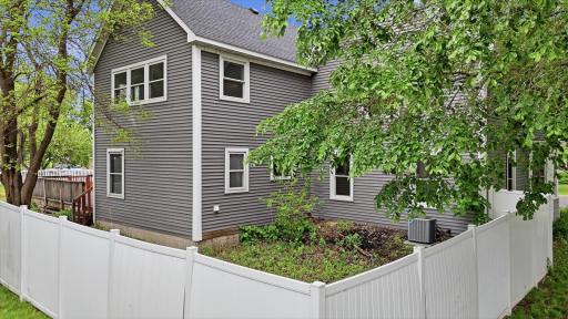 302 3rd Street W, Hastings, MN 55033