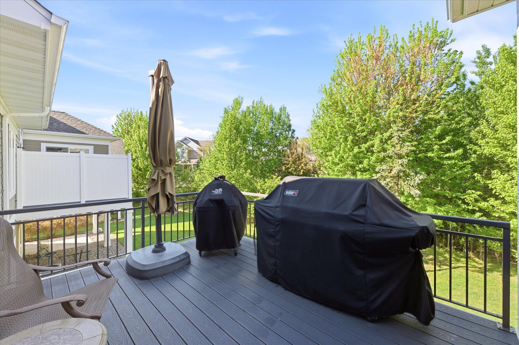 Maintenance free deck off the 4 season porch