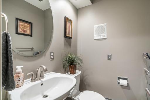1904 16th Street NW, Faribault, MN 55021